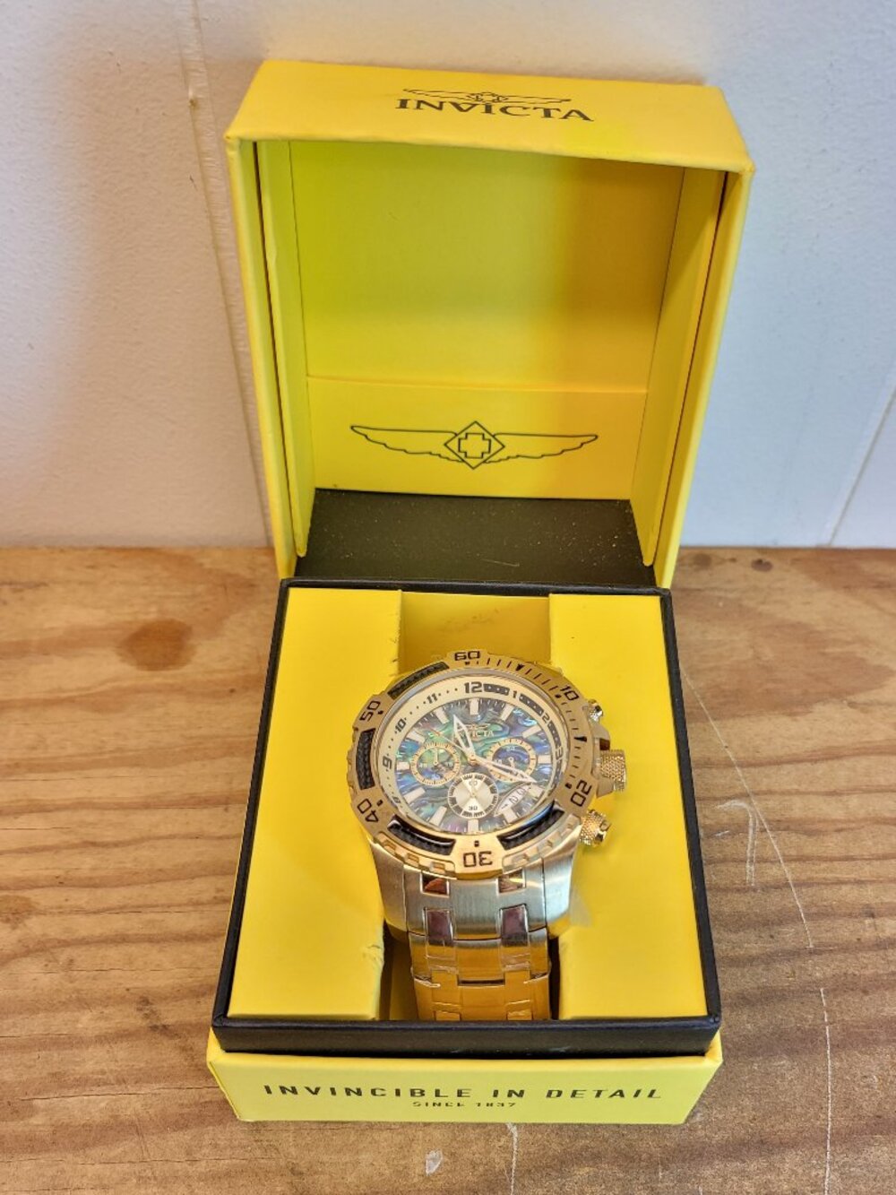 Invicta Men's 51mm Pro Diver SCUBA Chronograph ABALONE Dial Gold Tone SS Watch